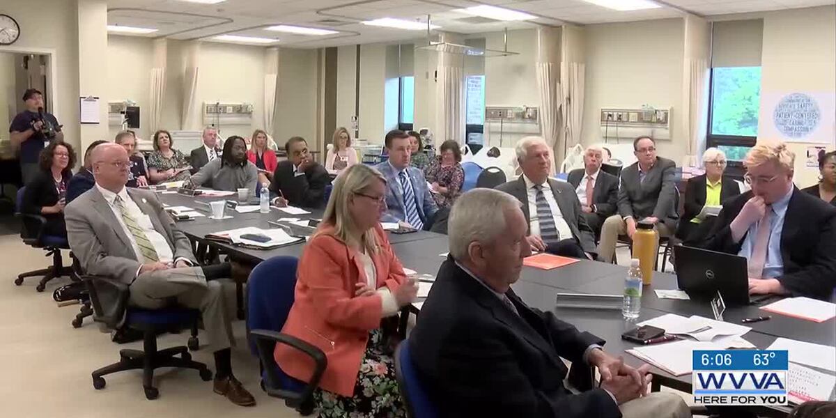 Mikr Ralg Va. House Select Committee meets at SWCC to discuss rural health