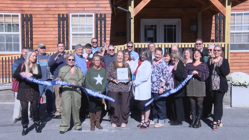 Physician Assistant Virginia Hull celebrated the ribbon cutting and grand opening of Hull...